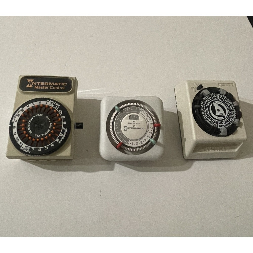 Lot Of 3 Vintage Intermatic Time‎ All Timer Model - D-811 - SB911 - TN111